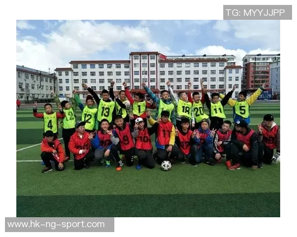 小学体育课足球教学设计与实施方案探讨及实践活动安排 小学体育课足球教学设计与实施方案探讨及实践活动安排